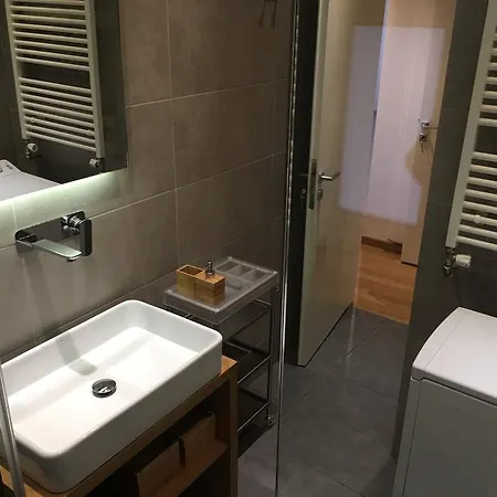 Hiend Kolonaki Xenokratous Apartment *
